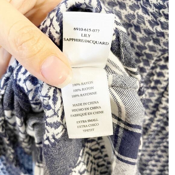 Rails Lily Blouse in Sapphire Jacquard Long Sleeve Lace Up Front Size XS - Picture 9 of 11